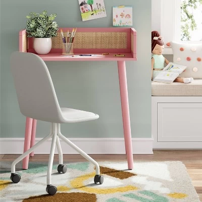 Rattan And Wood Kids' Desk Pink - Pillowfort™ 1 Rattan And Wood Kids' Desk Pink - Pillowfort™